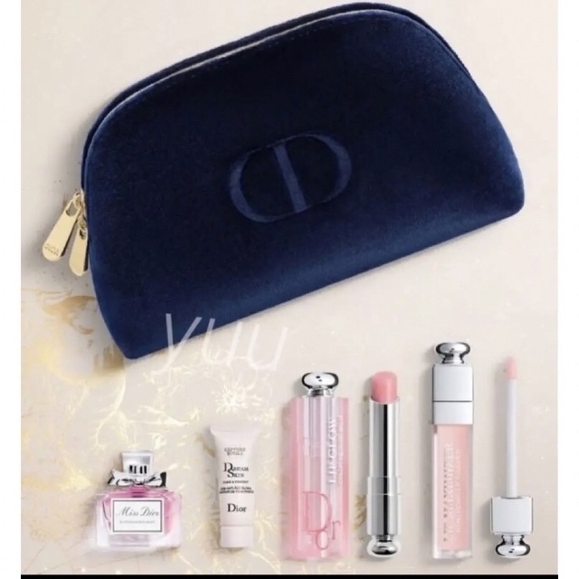 Dior(ディオール)の新品未開封　ディオール ホリデー オファー2022クリスマスコフレ 数量限定品 コスメ/美容のキット/セット(コフレ/メイクアップセット)の商品写真