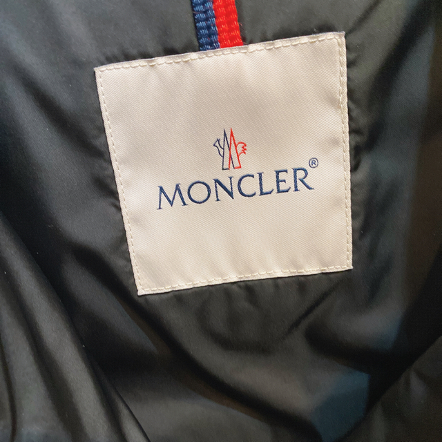 MONCLER(モンクレール)のごはん様専用 レディースのジャケット/アウター(ダウンジャケット)の商品写真