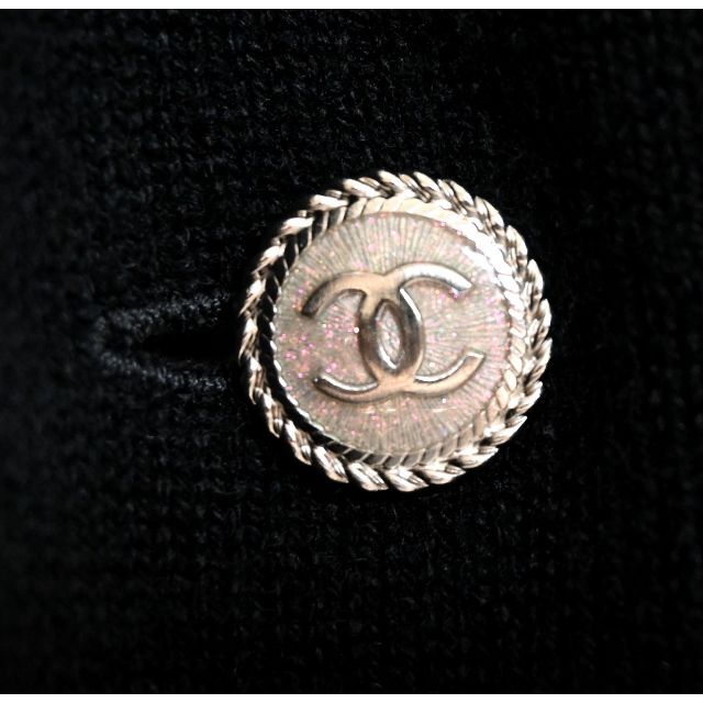 高評価お得 美品 CHANEL シャネル カシミヤ100% エンブレム セーター