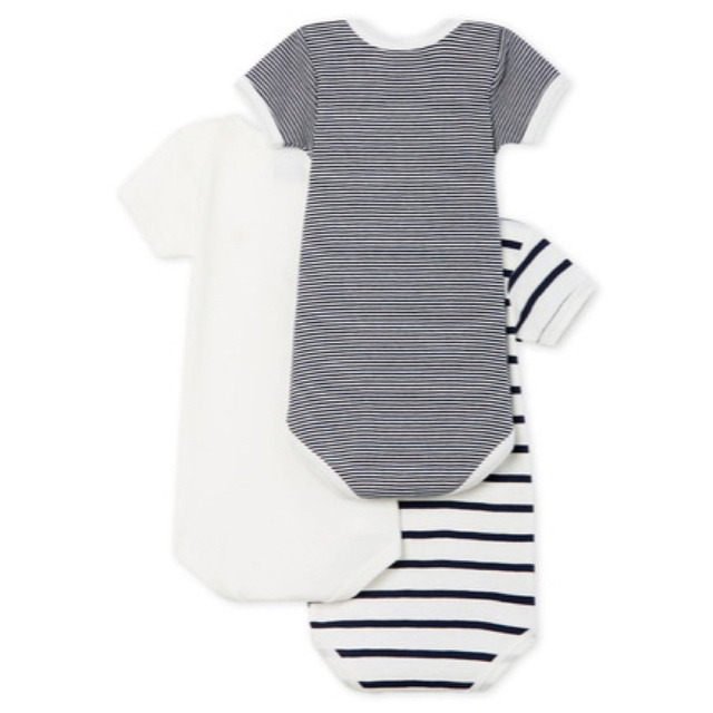 PETIT BATEAU(プチバトー)の新品 プチバトー 36m 95cm  半袖 ボディ３枚組 キッズ/ベビー/マタニティのキッズ服男の子用(90cm~)(下着)の商品写真