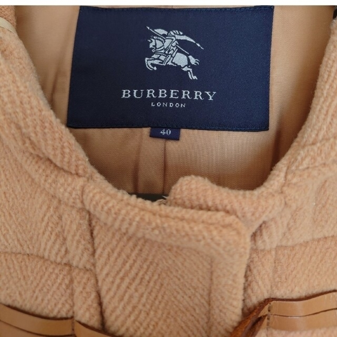 BURBERRY(バーバリー)のバーバリー　ダッフルコート レディースのジャケット/アウター(ダッフルコート)の商品写真