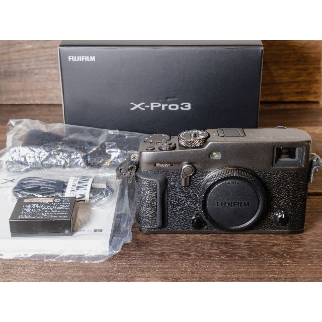 FUJIFILM X-Pro3 DRブラック 保証残（物損対応） 17ショット スマホ/家電/カメラのカメラ(ミラーレス一眼)の商品写真