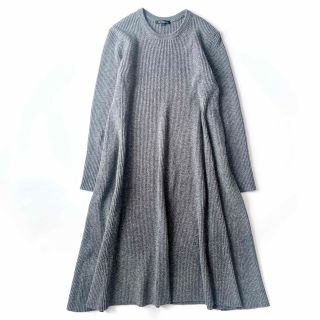 ニジュウサンク(23区)の美品★23区  ニジュウサンク　ウール　リブニット　フレアワンピース　M グレー(ひざ丈ワンピース)