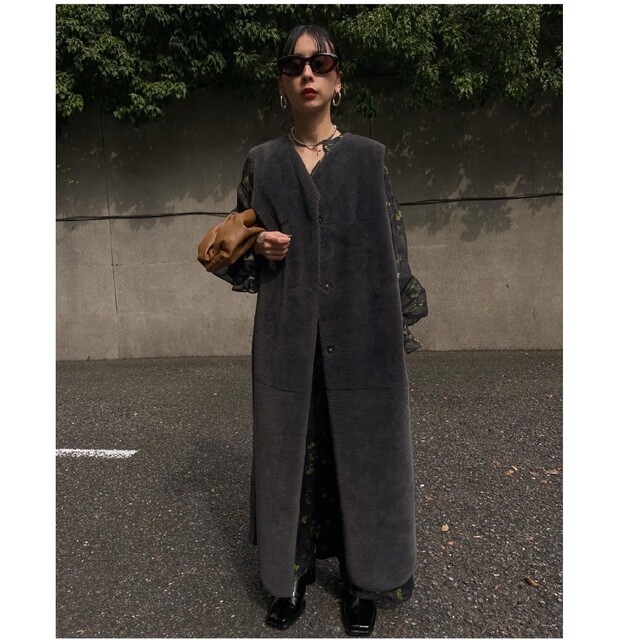 Ameri VINTAGE(アメリヴィンテージ)の新品・未使用 ameri MANY WAY USEFUL BOA COAT レディースのジャケット/アウター(ムートンコート)の商品写真