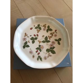 ウェッジウッド(WEDGWOOD)のウェッジウッド ワイルドストロベリー プレート(食器)