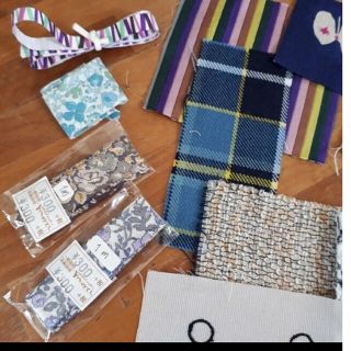 新品☆専用リバティプリントバイアス　二種おまけ(生地/糸)