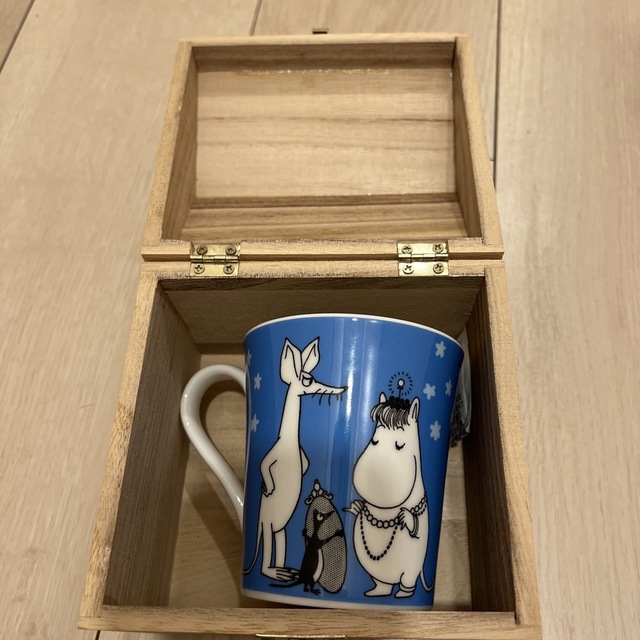 MOOMIN(ムーミン)のムーミン　木箱入りマグ インテリア/住まい/日用品のキッチン/食器(食器)の商品写真