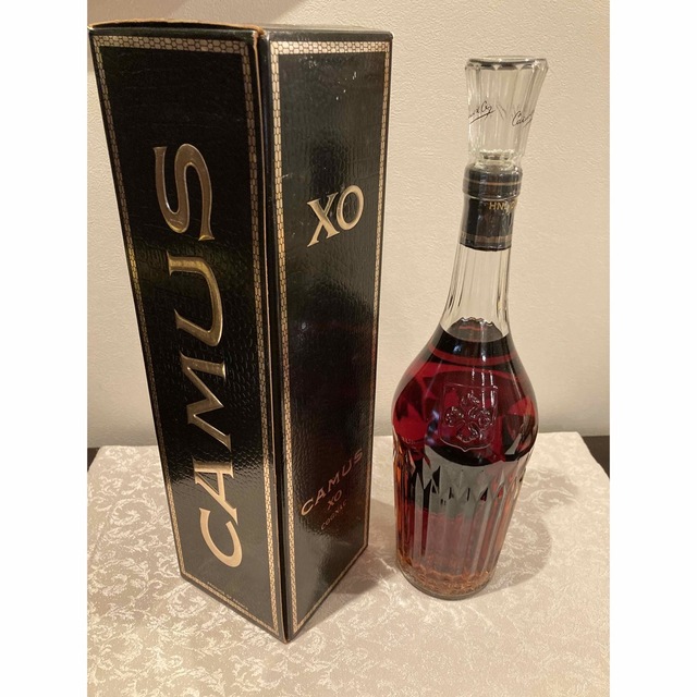 【未開栓】カミュ CAMUS XO 700ml 古酒 箱付きロングネック