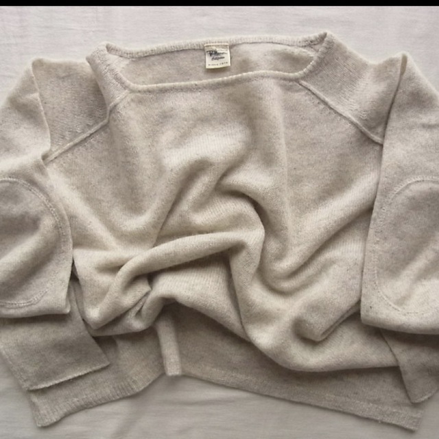 Ron Herman(ロンハーマン)のRonHerman elbow patch cashmere knit. レディースのトップス(ニット/セーター)の商品写真