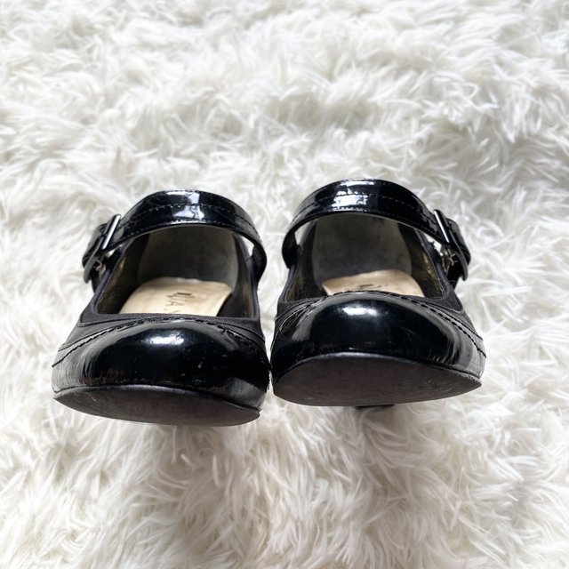 DIANA(ダイアナ)の極美品✨ダイアナDIANA ハイヒール　パンプス　レザー　エナメル　ベルト付き レディースの靴/シューズ(ハイヒール/パンプス)の商品写真
