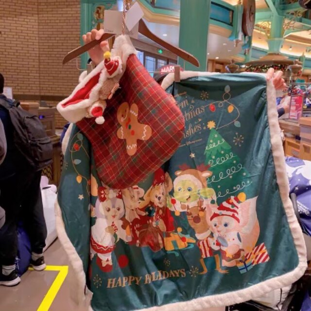 上海ディズニークリスマス　ダッフィーフレンズ120×80ブランケット　毛布