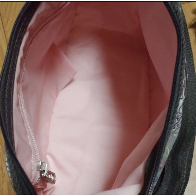 LeSportsac(レスポートサック)のレスポートサック　ショルダーバック レディースのバッグ(ショルダーバッグ)の商品写真
