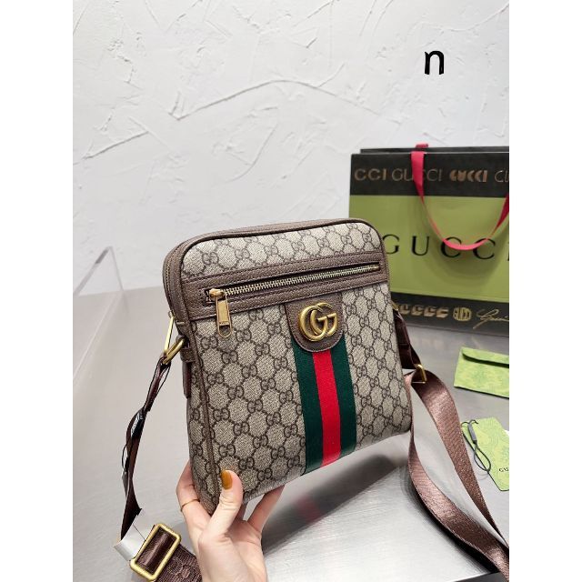 売り切れ Gucci グッチ オフィディア GGスプリーム ショルダーバッグ