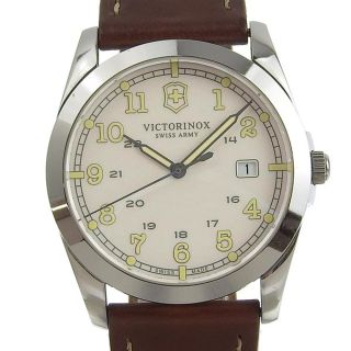 54 【美品】VICTORINOX ビクトリノックス時計　ホワイト　メンズ腕時計