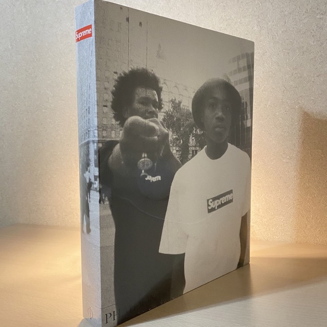 Supreme  Vol 2 2020 Phaidon 写真集