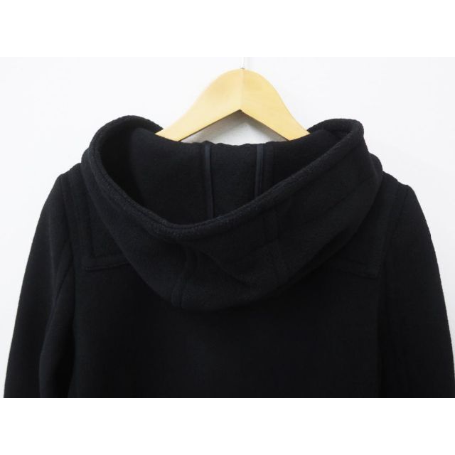 HYKE(ハイク)のHYKE ハイク 17181 18AW 白トグル ダッフルコート 美品 2 レディースのジャケット/アウター(ダッフルコート)の商品写真