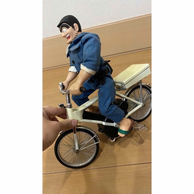 両さん自転車R/C ラジコン エンタメ/ホビーのおもちゃ/ぬいぐるみ(ホビーラジコン)の商品写真