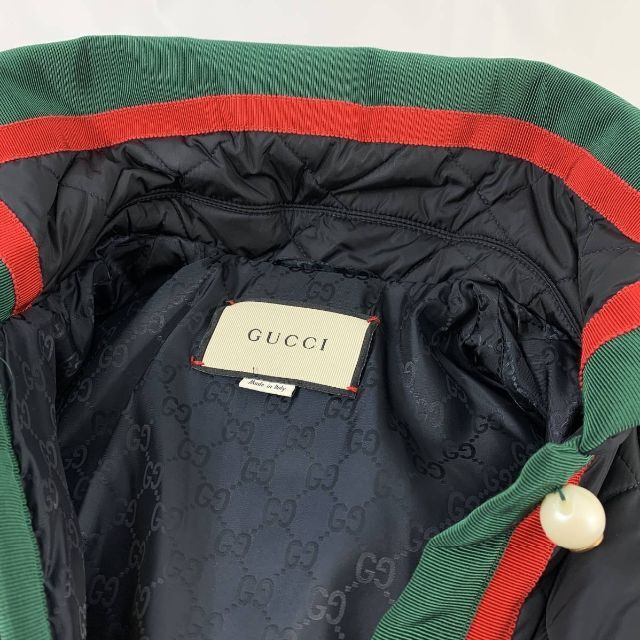 Gucci(グッチ)の未使用　GGUCCI グッチ シェリーライン パールボタン キルティング コート レディースのジャケット/アウター(ダウンコート)の商品写真