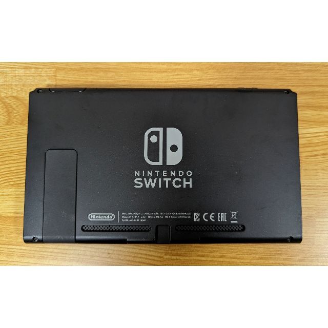 Nintendo Switch 本体 コントローラー ドック あり エンタメ/ホビーのゲームソフト/ゲーム機本体(家庭用ゲーム機本体)の商品写真