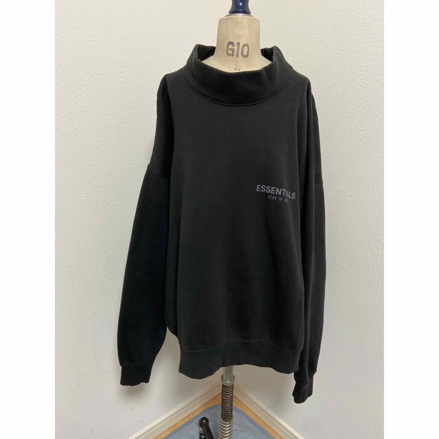 FEAR OF GOD(フィアオブゴッド)のFOG エッセンシャルズモックネックスウェット メンズのトップス(スウェット)の商品写真