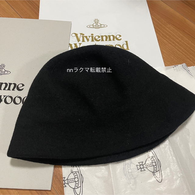 Vivienne Westwood(ヴィヴィアンウエストウッド)のヴィヴィアンウエストウッド Vivienne Westwood バスククロッシェ レディースの帽子(ハット)の商品写真