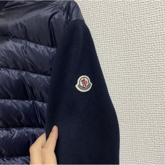 MONCLER(モンクレール)の新品未使用 モンクレール MONCLER マグリア カーディガン S ネイビー メンズのジャケット/アウター(ダウンジャケット)の商品写真