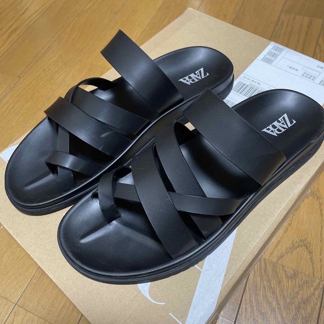 最低価格の ZARA サンダル サイズ40 26センチ メンズ タグ付き新品 最低価格の ZARA サンダル サイズ40 26センチ メンズ タグ付き新品
