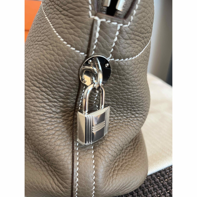 Hermes(エルメス)のボリード31 エトゥープ　中古　 レディースのバッグ(ハンドバッグ)の商品写真