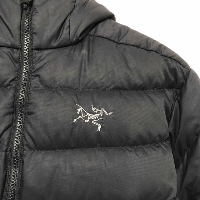 ARC'TERYX(アークテリクス)のARC\'TERYX アークテリクスTHORIUM AR HOODY メンズのジャケット/アウター(ダウンジャケット)の商品写真