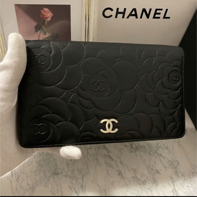 CHANEL　カメリア　長財布　ブラック×シルバー