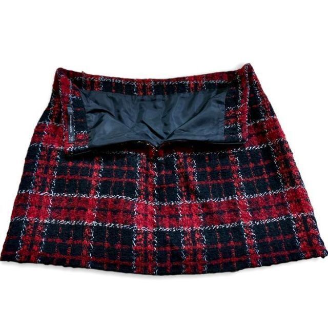 ZARA(ザラ)のZARA ザラ ミニスカート M 赤 黒 チェック フリル付 秋 冬 レディースのスカート(ミニスカート)の商品写真