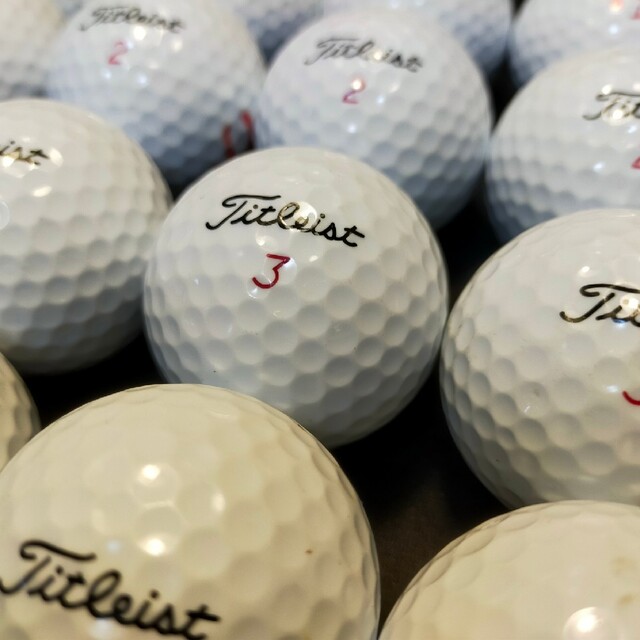 Titleist(タイトリスト)の【B級】HVCソフトフィール 24球② ホワイト タイトリスト ロストボール スポーツ/アウトドアのゴルフ(その他)の商品写真