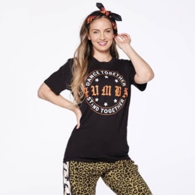 Zumba(ズンバ)のzumba ズンバウエア　Tシャツ　カットソー　トップス　ブラック　M/Lサイズ レディースのトップス(Tシャツ(半袖/袖なし))の商品写真