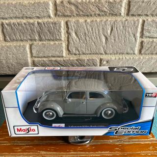 フォルクスワーゲン(Volkswagen)の新品1/18Maisto1955 Volkswagen Kafer-Beetle(ミニカー)