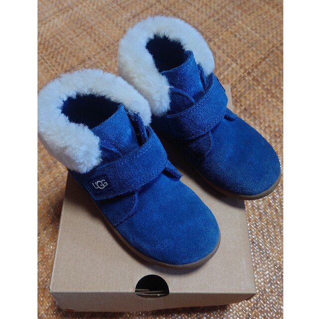 UGG(アグ)のUGGキッズブーツ 17cm キッズ/ベビー/マタニティのキッズ靴/シューズ(15cm~)(ブーツ)の商品写真