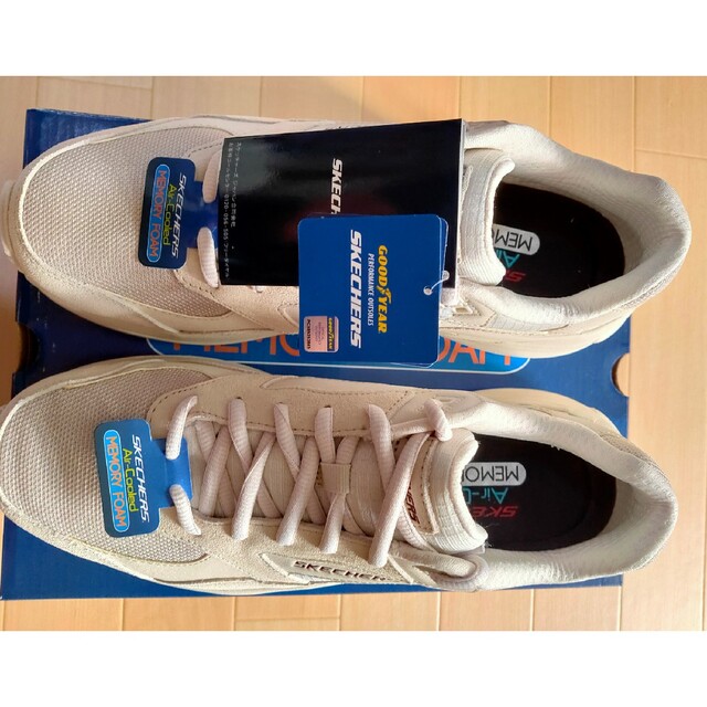 SKECHERS 再値下げ 新品 白 スケッチャーズ SKECHERS 26.5cmの通販 by らくてん丸's shop|スケッチャーズならラクマ