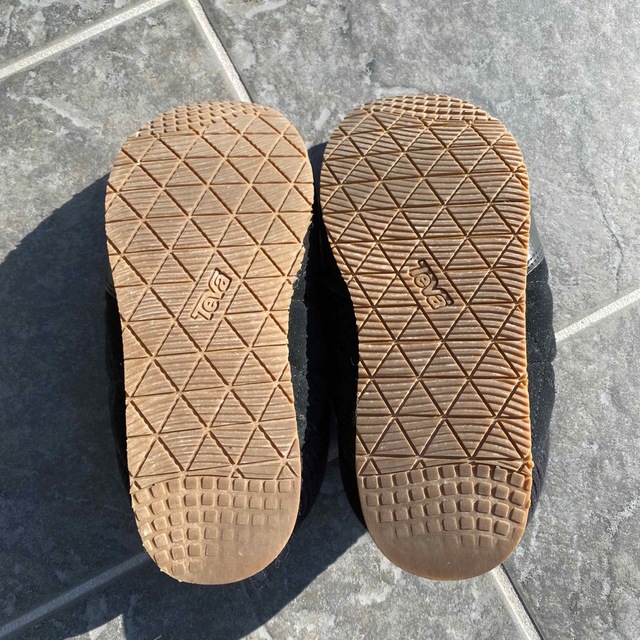 Teva(テバ)のTeva エンバーモックシェアリング　25.0cm ブラック レディースの靴/シューズ(スリッポン/モカシン)の商品写真