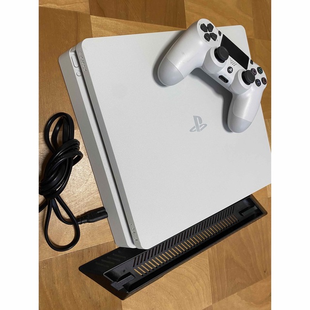 美品 SONY PlayStation4 本体 CUH-2200A ホワイト 白-