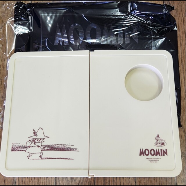 MOOMIN(ムーミン)のMonoMaster付録ムーミン折り畳みテーブル スポーツ/アウトドアのアウトドア(テーブル/チェア)の商品写真