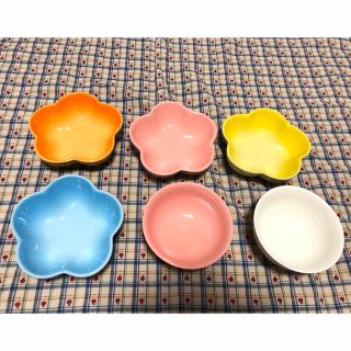 ルクルーゼ(LE CREUSET)のルクルーゼ フラワーボウルsとミニボウル 6個セット(食器)