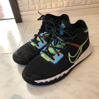 ナイキ(NIKE)のカイリーアーディング　シグネチャーモデル　バスケットシューズ(スニーカー)