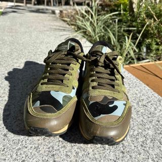 ヴァレンティノ(VALENTINO)のValentino スニーカー(スニーカー)