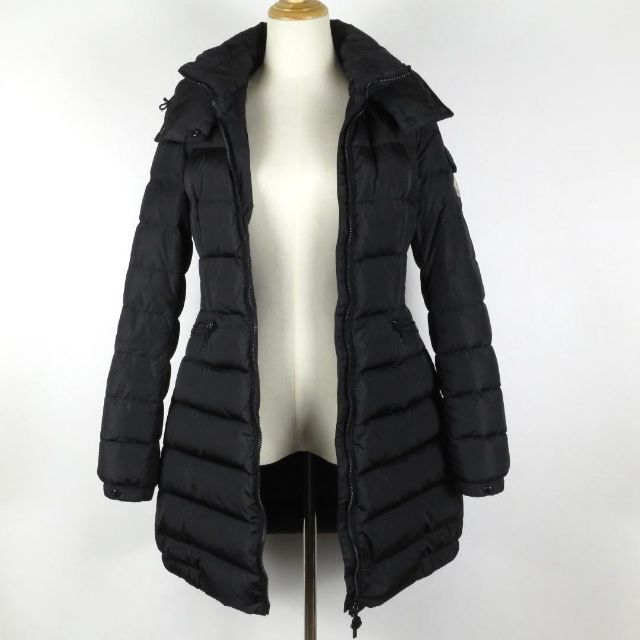 MONCLER(モンクレール)のモンクレール CHARPAL シャーパル 黒 サイズ0 国内正規品 レディースのジャケット/アウター(ダウンジャケット)の商品写真