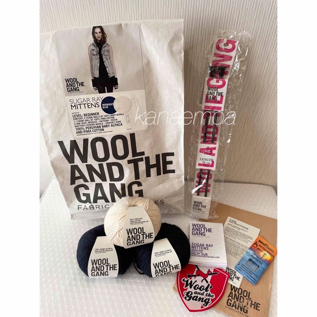 未使用 WOOL AND THE GANG 手袋キット 編み物 ニット ミトン