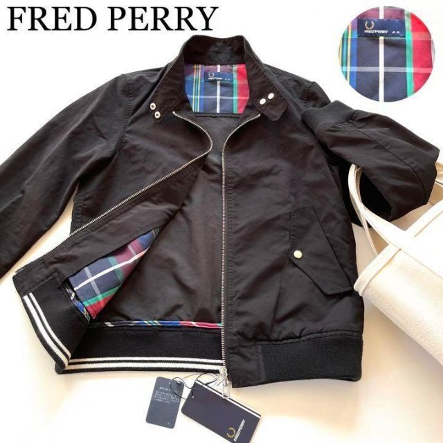 FRED PERRY(フレッドペリー)の新品タグ付き✨フレッドペリー　ブルゾン　裏地チェック　黒　ブラック レディースのジャケット/アウター(ブルゾン)の商品写真