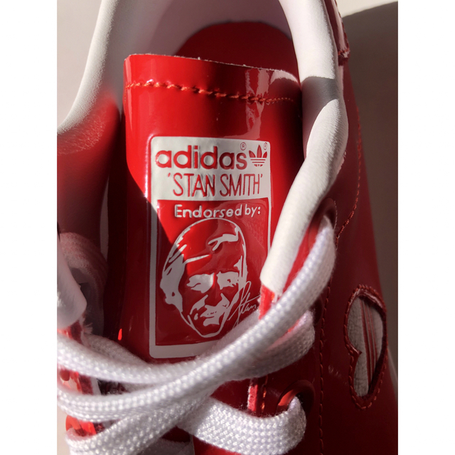 STANSMITH（adidas）(スタンスミス)のアディダス オリジナルススニーカー  スタンスミス Active Red 23 レディースの靴/シューズ(スニーカー)の商品写真