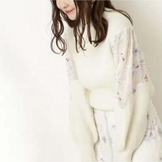 JILLSTUART(ジルスチュアート)のJILL ダリアセットアップ　ニット🌸スカート　美品 レディースのレディース その他(セット/コーデ)の商品写真