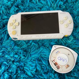 ソニー(SONY)の美品　SONY PSP ホワイト　コンセント無し(携帯用ゲーム機本体)