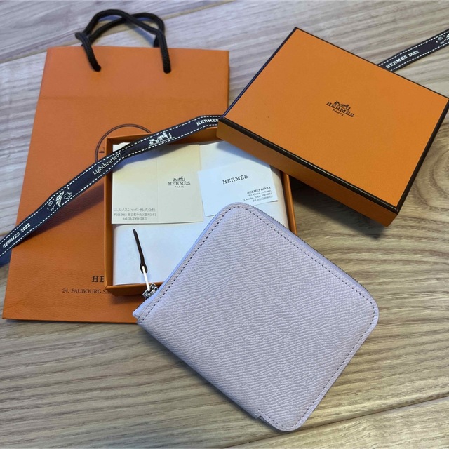 Hermes(エルメス)の新品　エルメス　シルクインコンパクト　財布　ペールピンク　U刻印　2022  レディースのファッション小物(財布)の商品写真