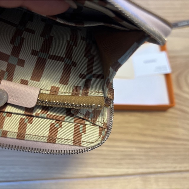 Hermes(エルメス)の新品　エルメス　シルクインコンパクト　財布　ペールピンク　U刻印　2022  レディースのファッション小物(財布)の商品写真